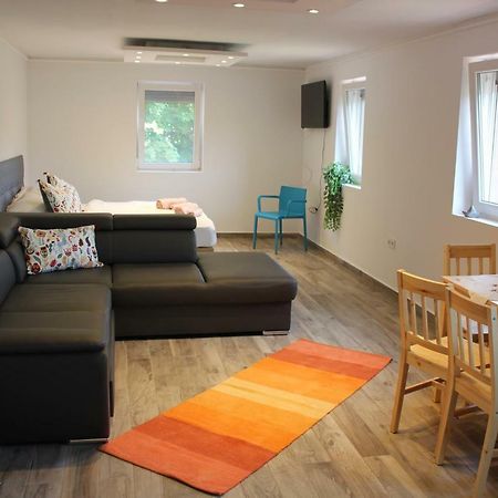 Appartement Magnolia Apartman à Siófok Extérieur photo