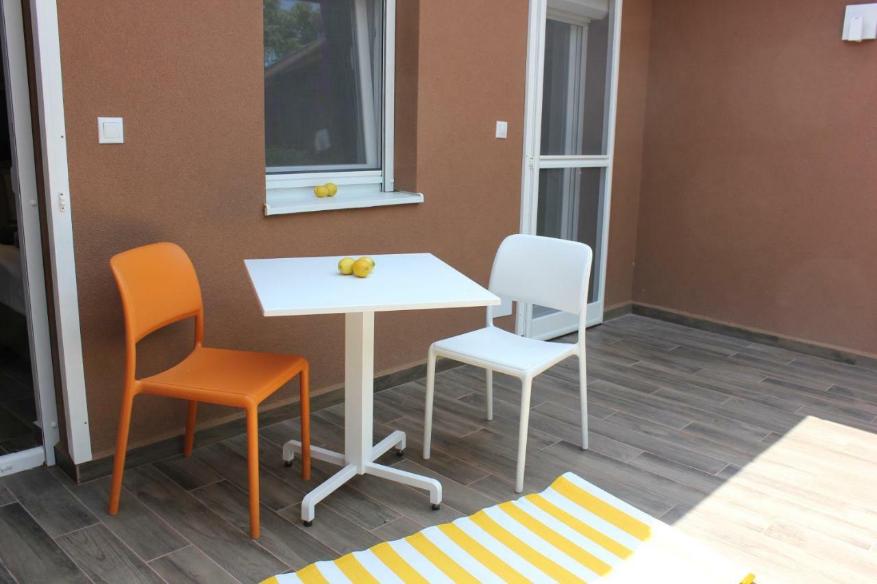 Appartement Magnolia Apartman à Siófok Extérieur photo