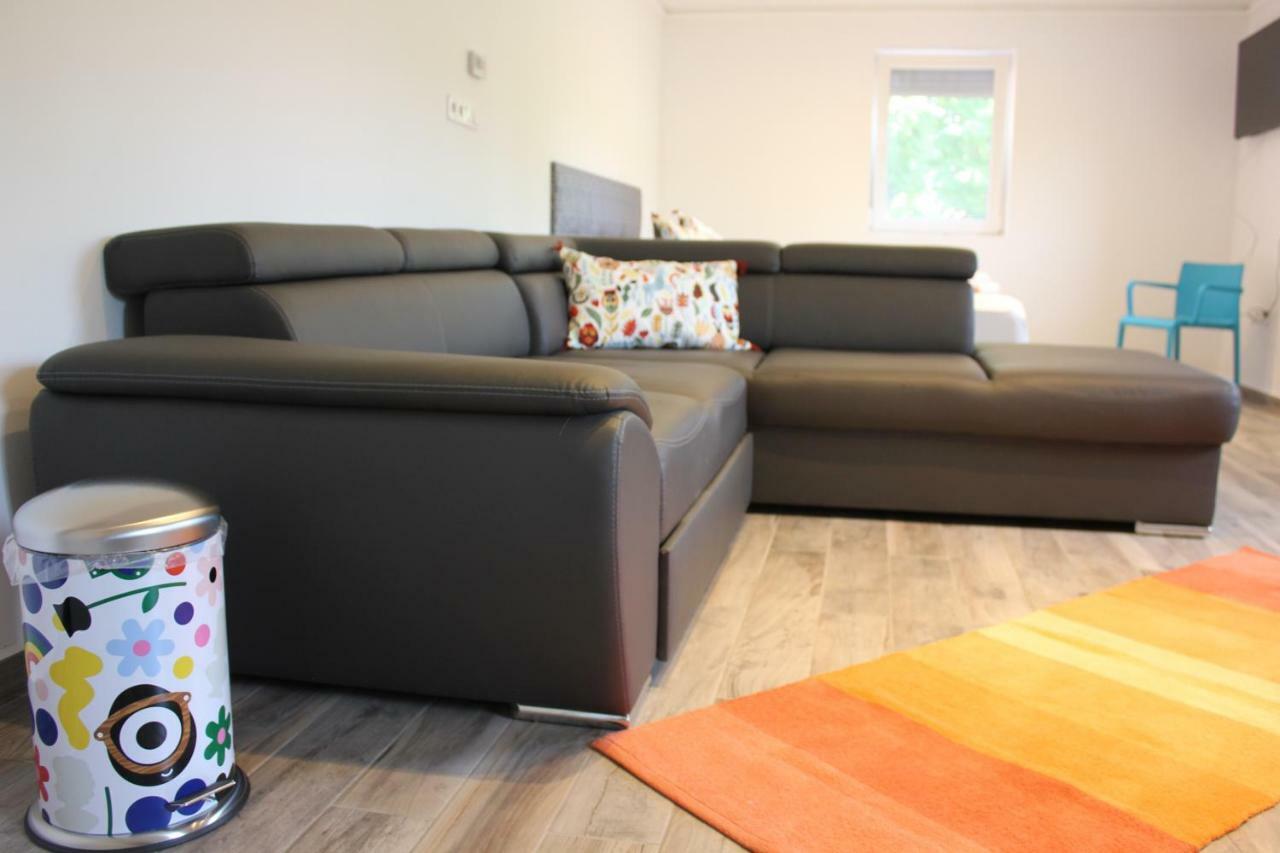 Appartement Magnolia Apartman à Siófok Extérieur photo
